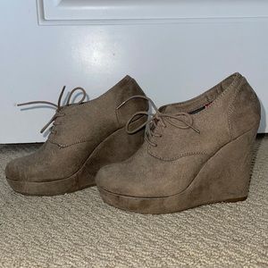 Suede Wedge Booties 💛